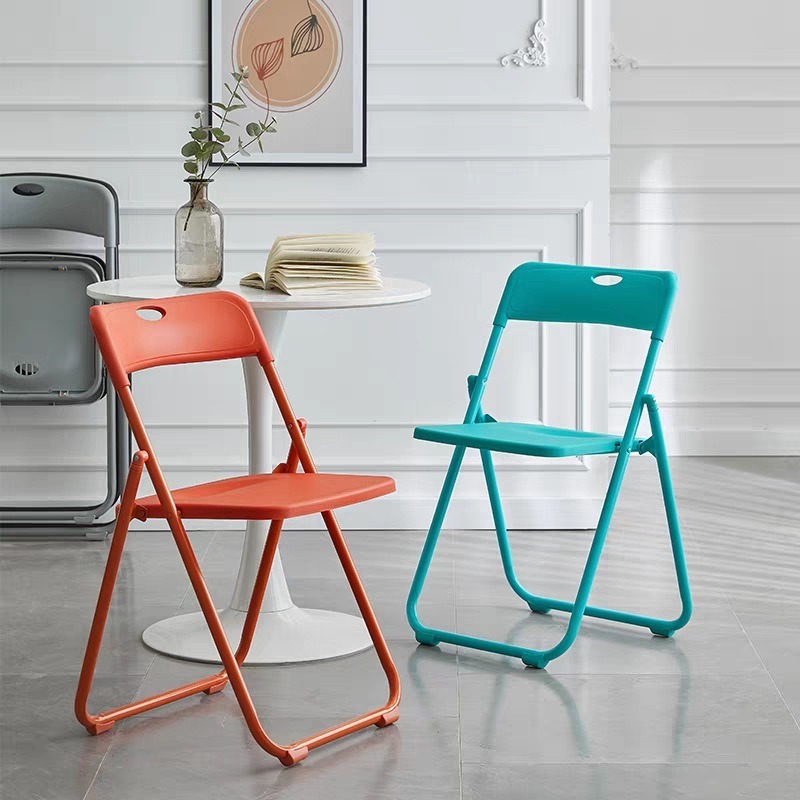 Outdoor Furniture Exhibition - Chaise pliante avec dossier pour bureau,
