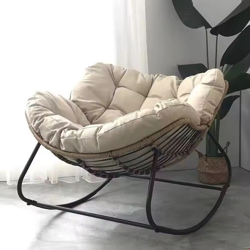 Outdoor Furniture For Sale - Chaise à bascule moderne d'extérieur pour