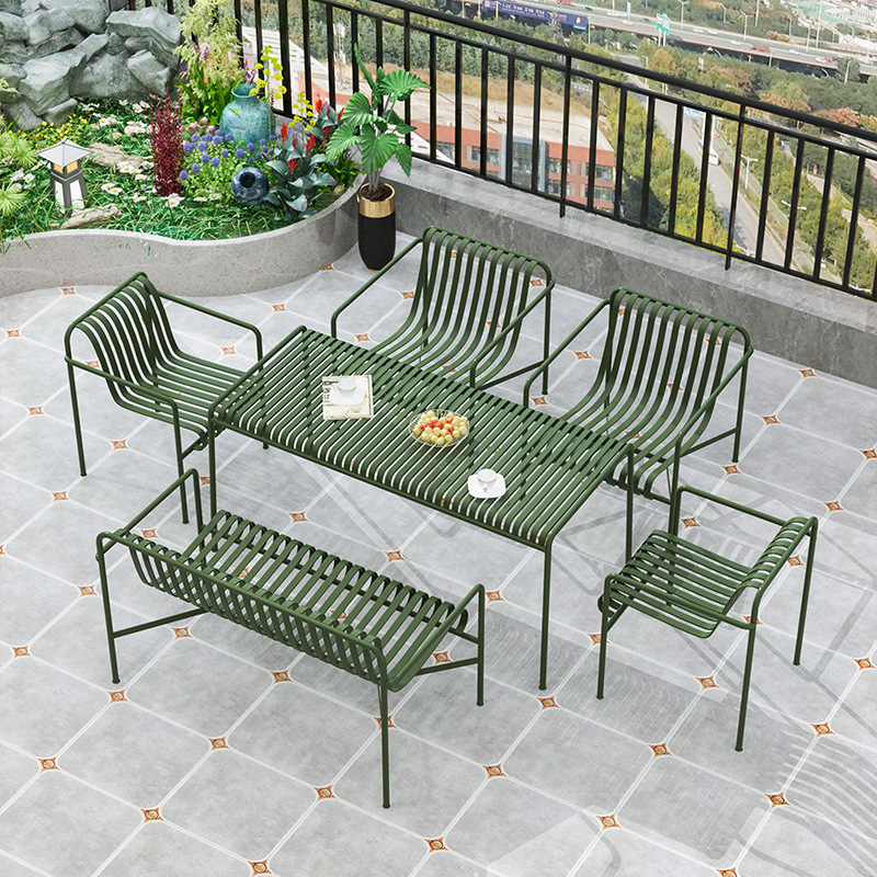 Outdoor Furniture Cost - Ensemble Table et chaises d'extérieur en