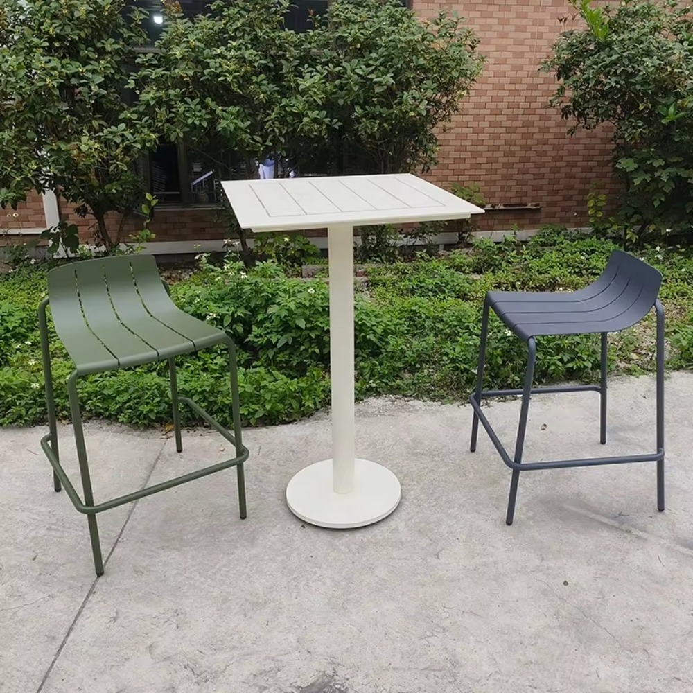 Meubles d'extérieur en alumini - Outdoor Furniture Cafe avis et prix
