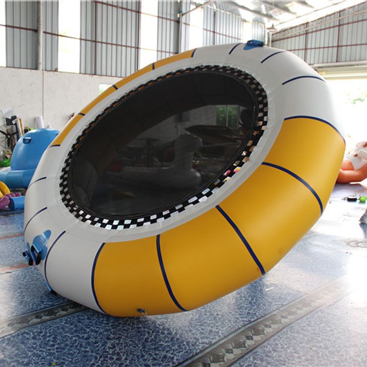 Trampoline de saut d'eau et de - Outdoor Furniture For Sale avis et prix