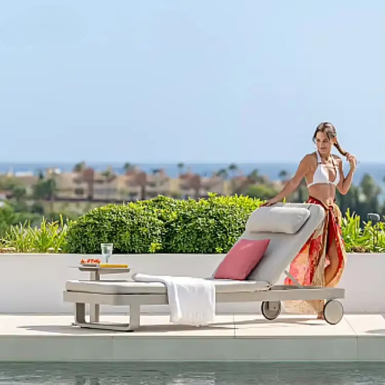 Chaises longues de haute quali - Outdoor Furniture Quality avis et prix