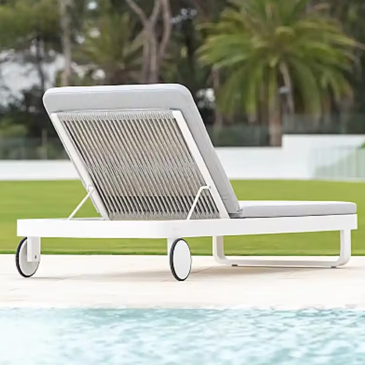 Chaises longues de haute quali - Outdoor Furniture Quality avis et prix