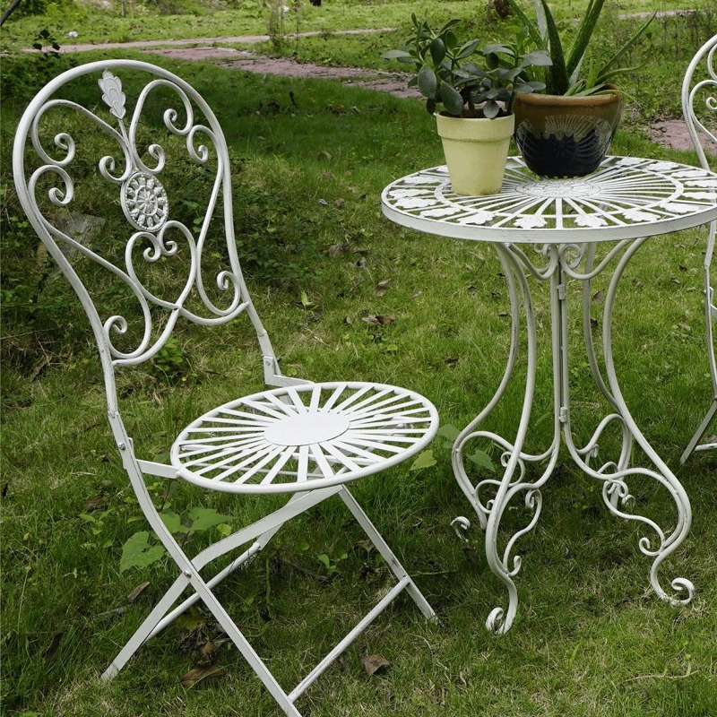 Table et chaises en fer forgé  - Outdoor Furniture Cafe avis et prix