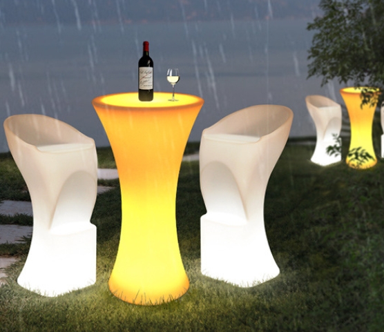 Table de bar portable à LED et - Outdoor Furniture Europe avis et prix