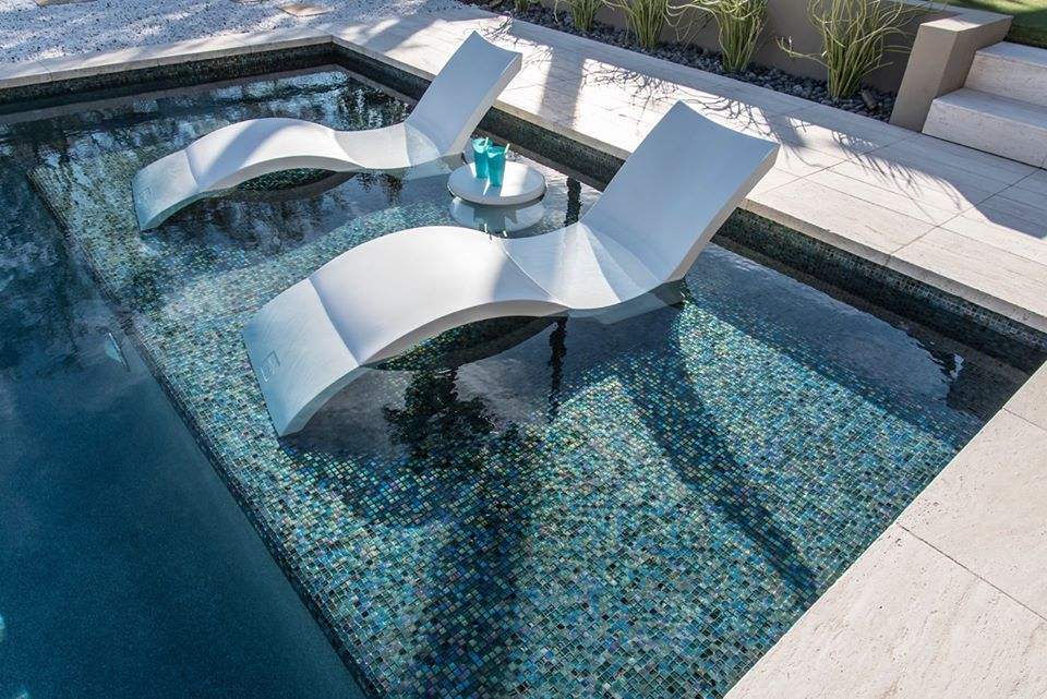 Chaises longues de piscine en  - Outdoor Daybed Furniture avis et prix